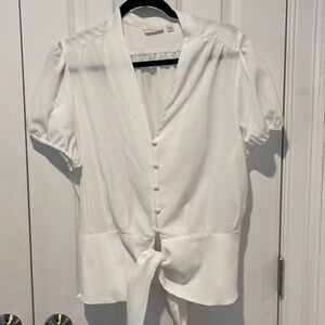 White short sleeve dressy top